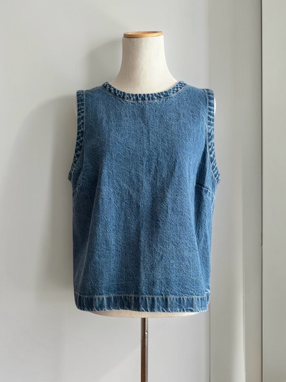 Abercrombie & Fitch Medium Wash Denim Shell Sleeveless Top